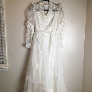 White lace wedding dress